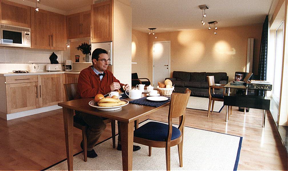 Ausgestattete Küche